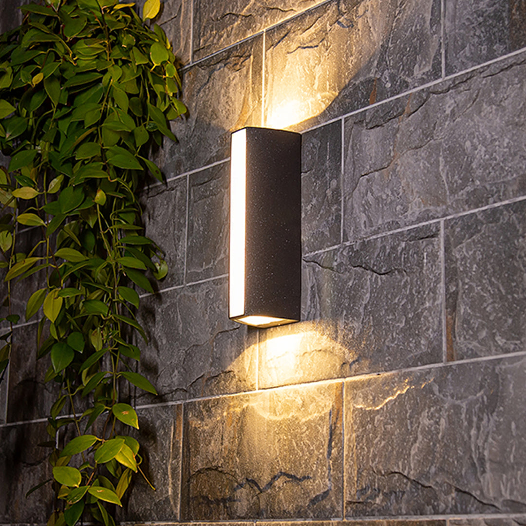 Nonfri Modern Style Aluminum Outdoor Wall Sconce