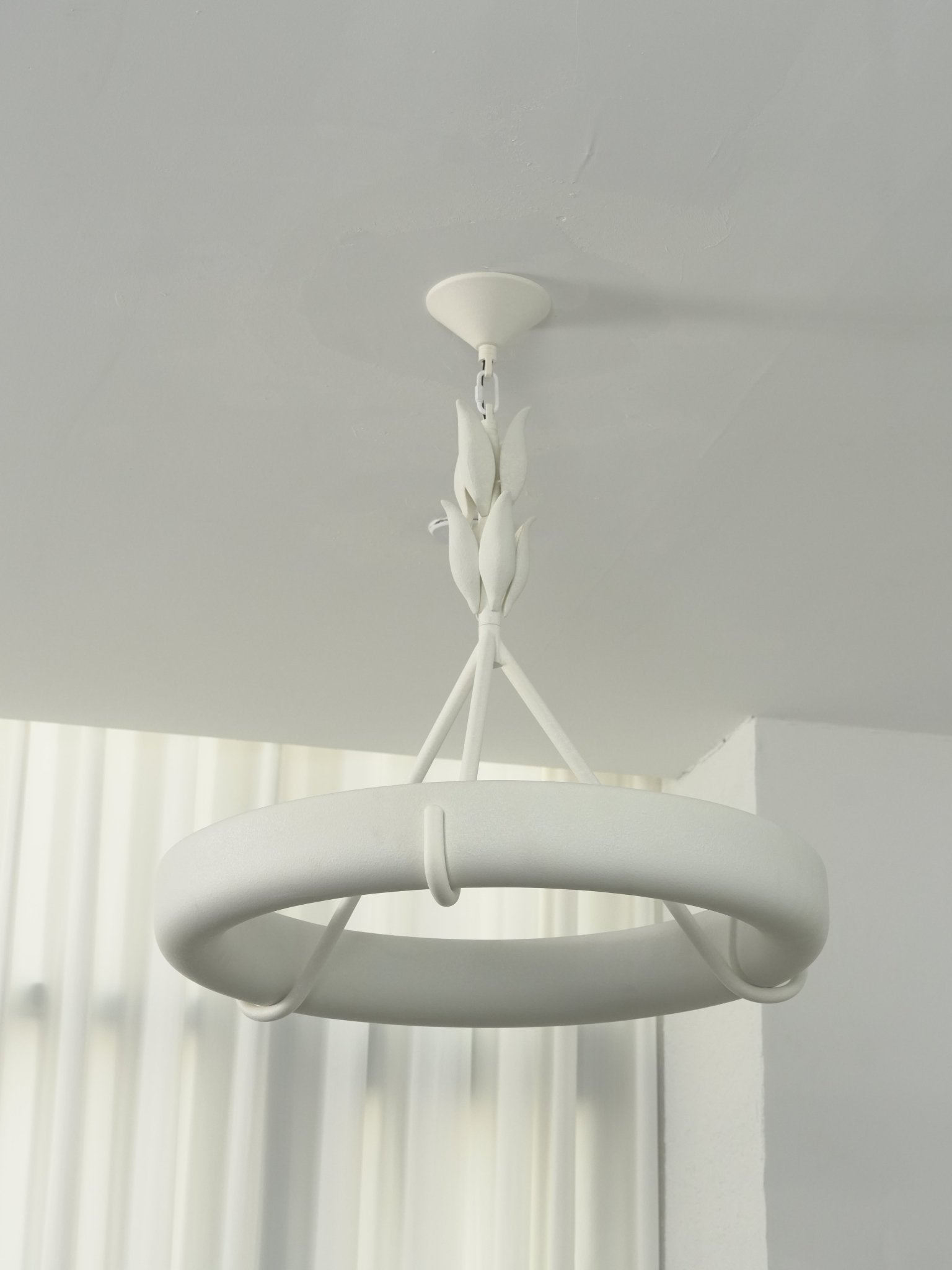 Sorarena Plaster Chandelier
