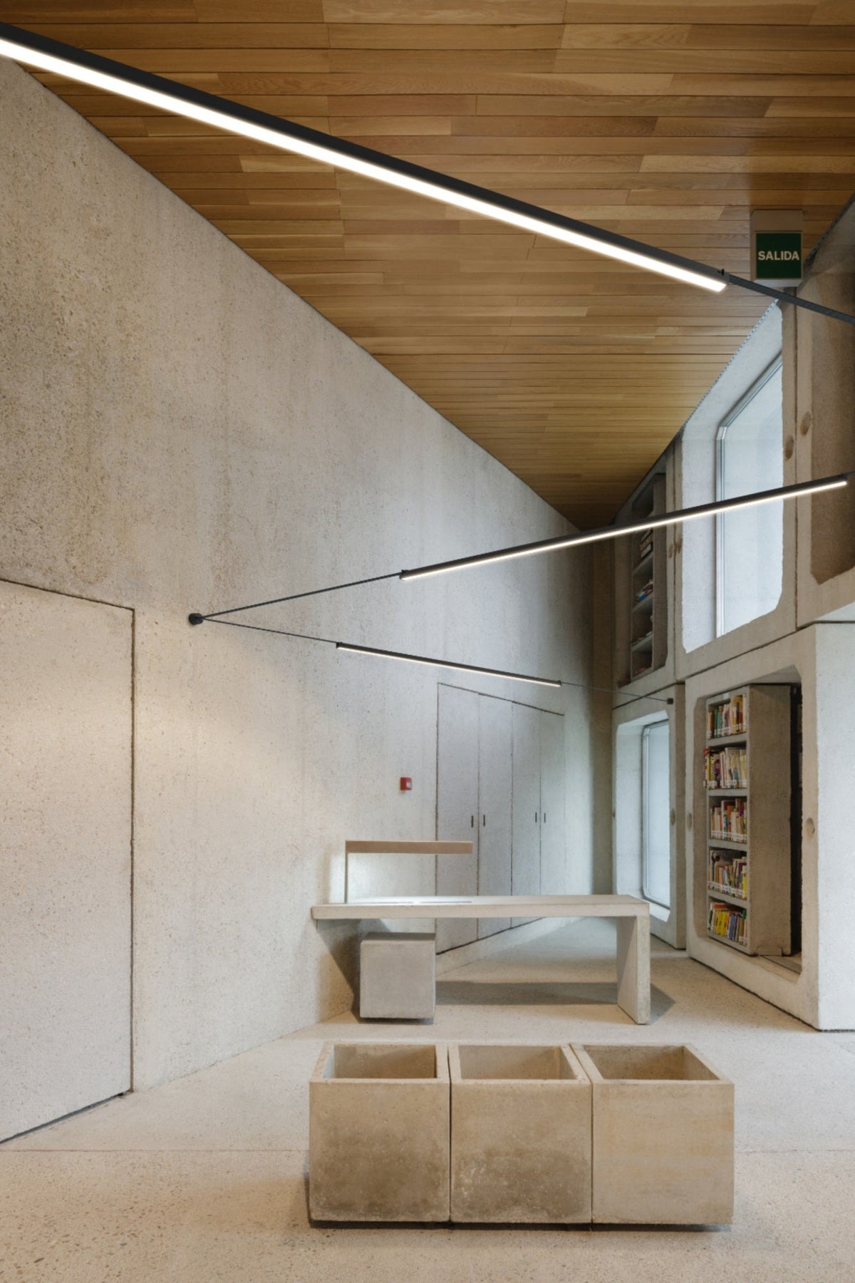 Gideon Minimalist Linear Pendant Light