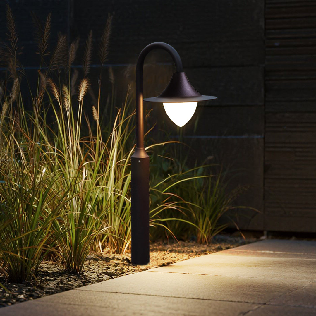 Woody Minimalist Elegance Aluminum Outdoor Path Light