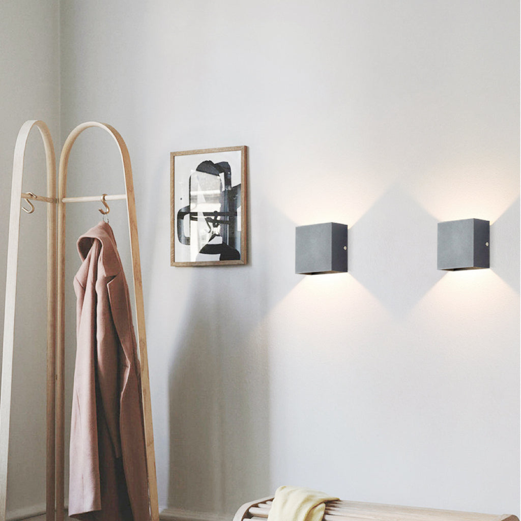 Ray Modern Adjustable Square Outdoor Wall Lamp LED