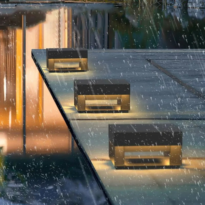 Ray Post Modern Solar Square LED Outdoor Light