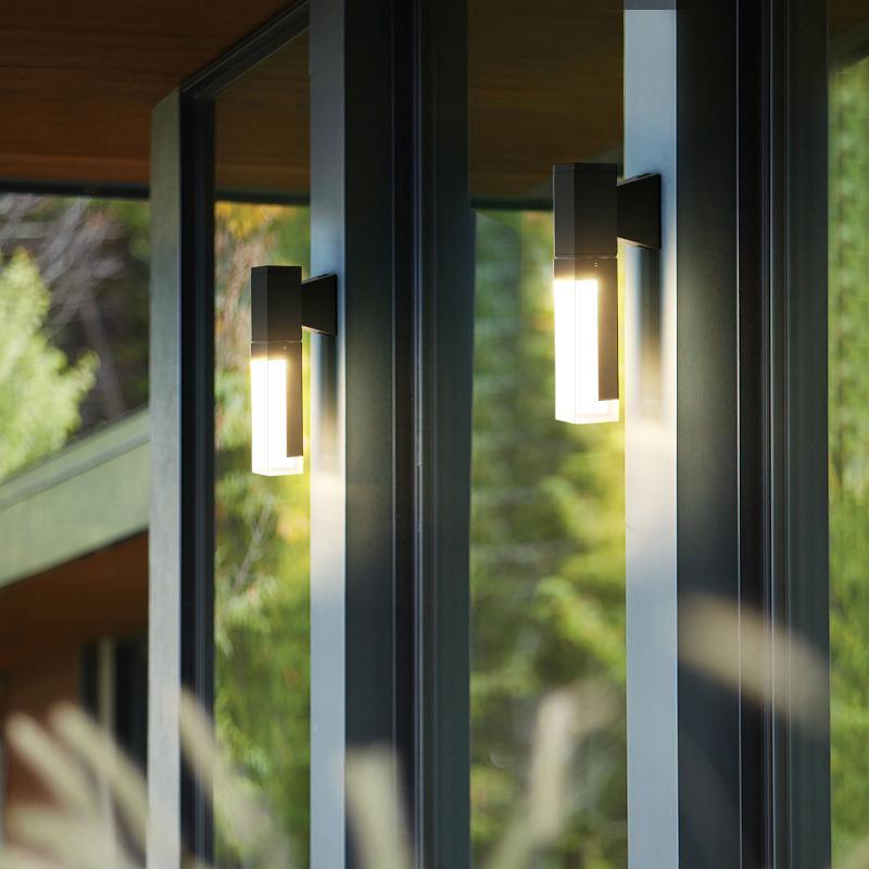 Nadine Unique Elegance Metal Outdoor Wall Lights
