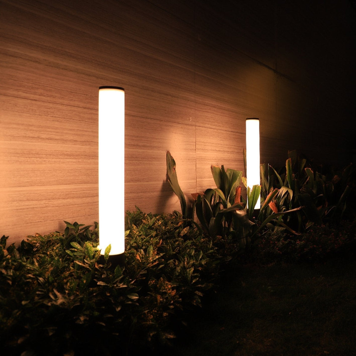 Joclyn Slender Cylindrical Aluminum Outdoor Pathway Bollard Light
