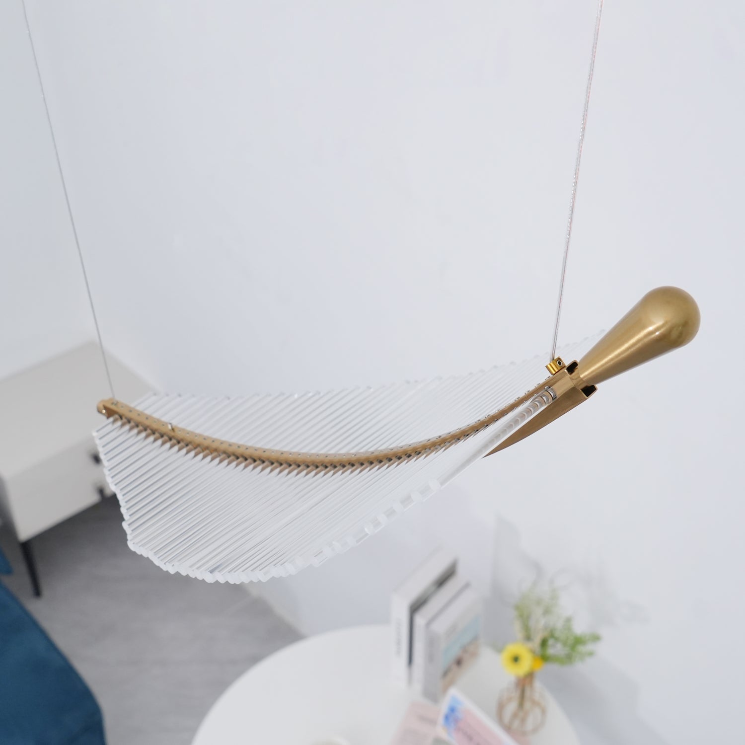 Kuo Chandelier Leaf Acrylic Gold Elegant Modern