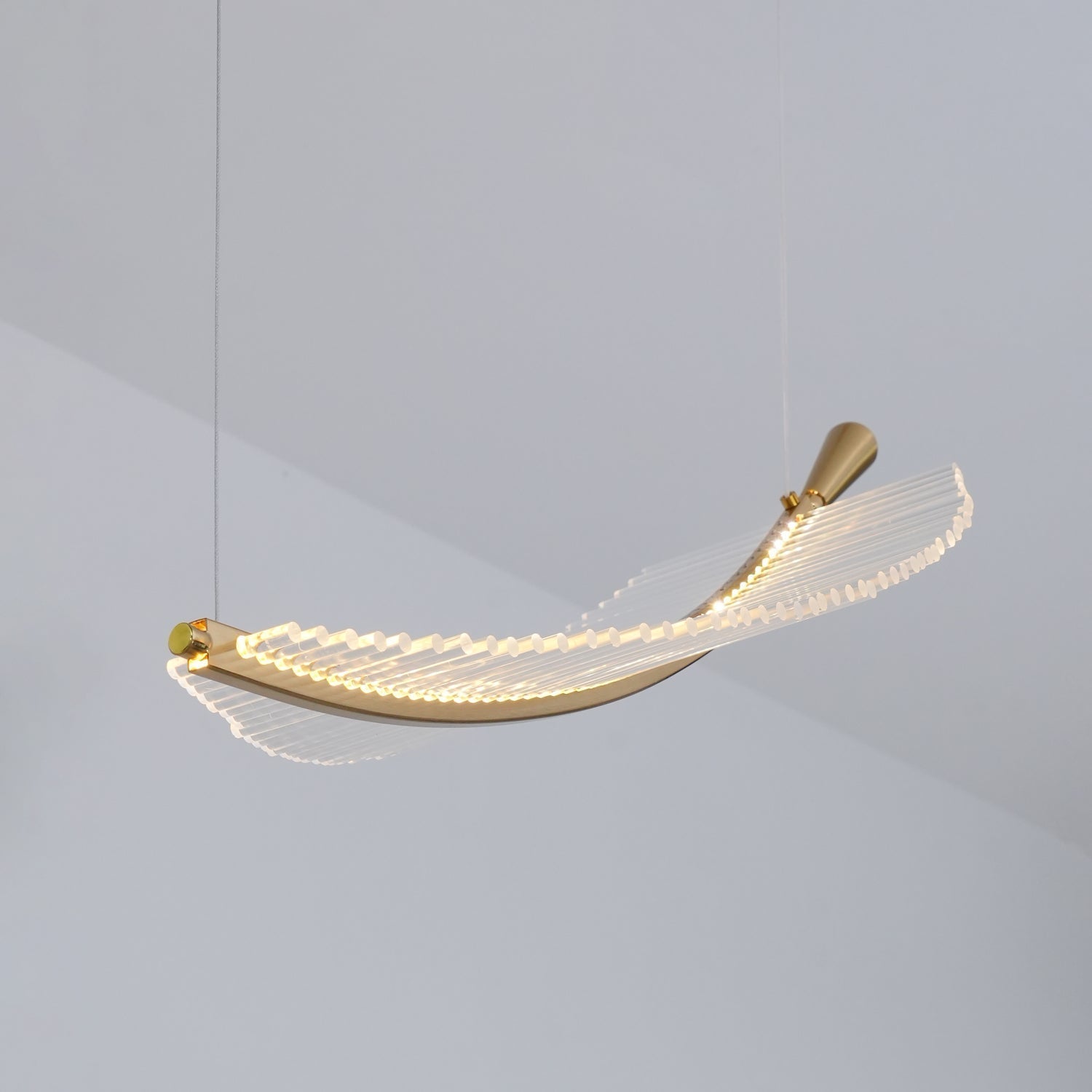 Kuo Chandelier Leaf Acrylic Gold Elegant Modern