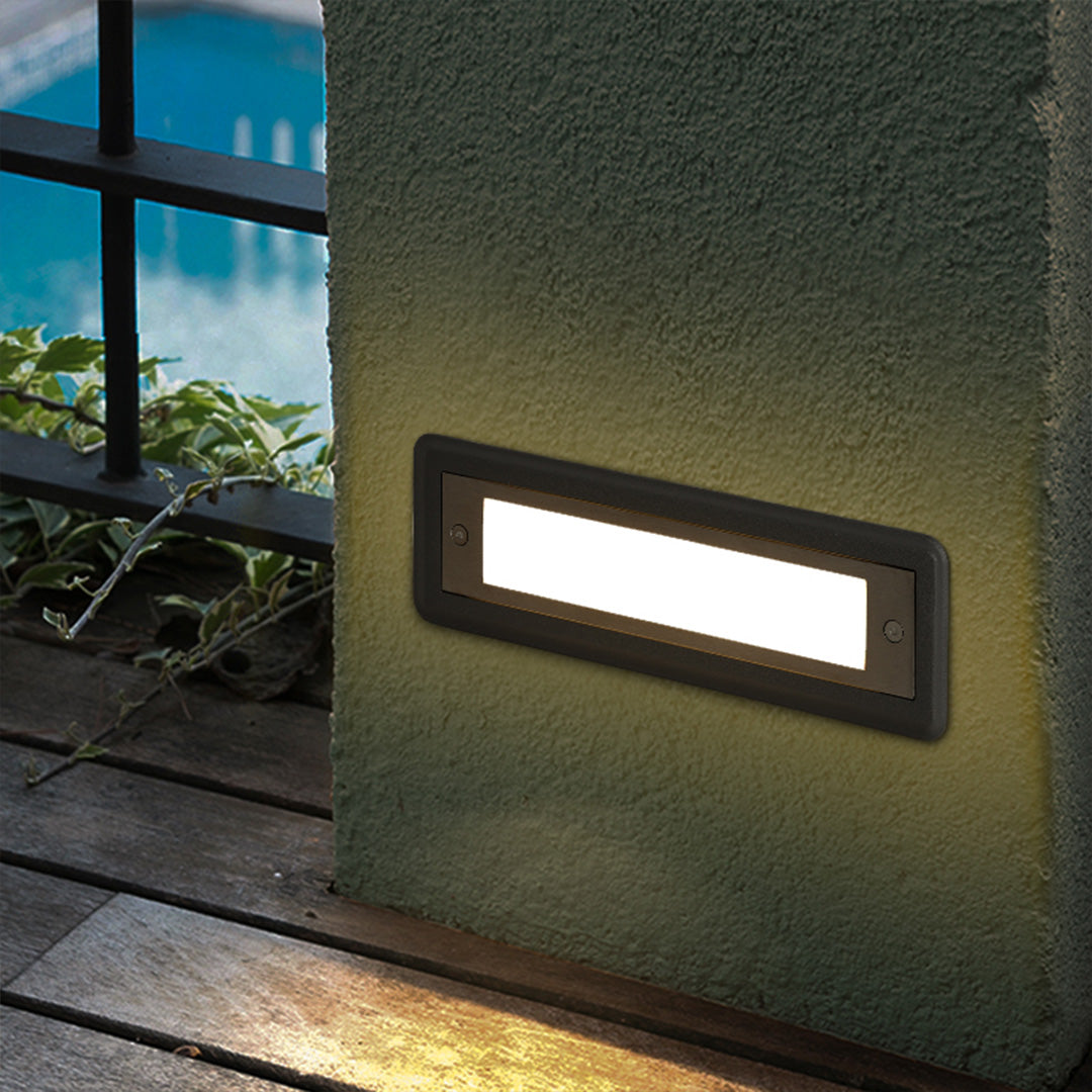 Gal LED Recessed Minimalist Aluminum Outdoor Step Lights