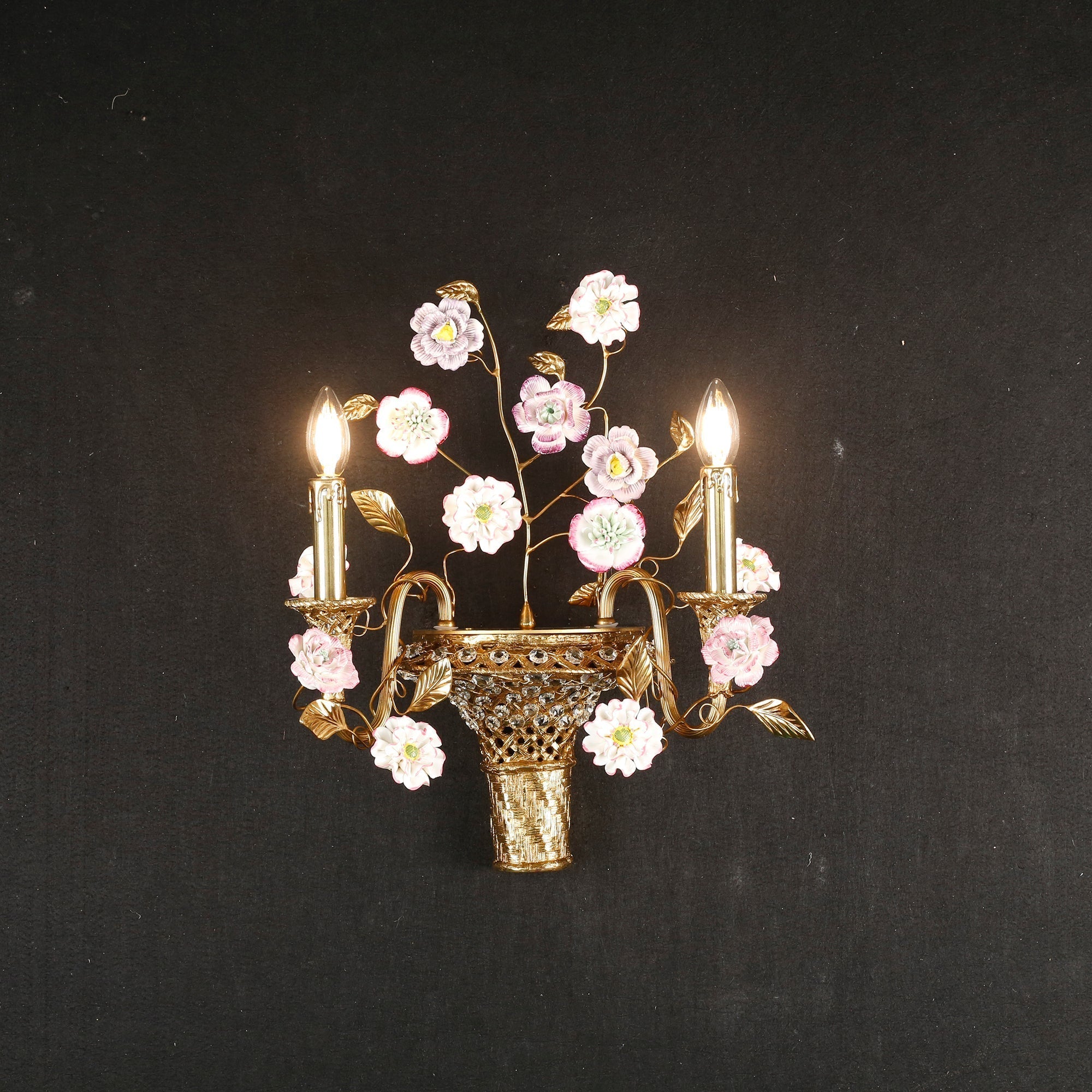Violette Wall Lamp