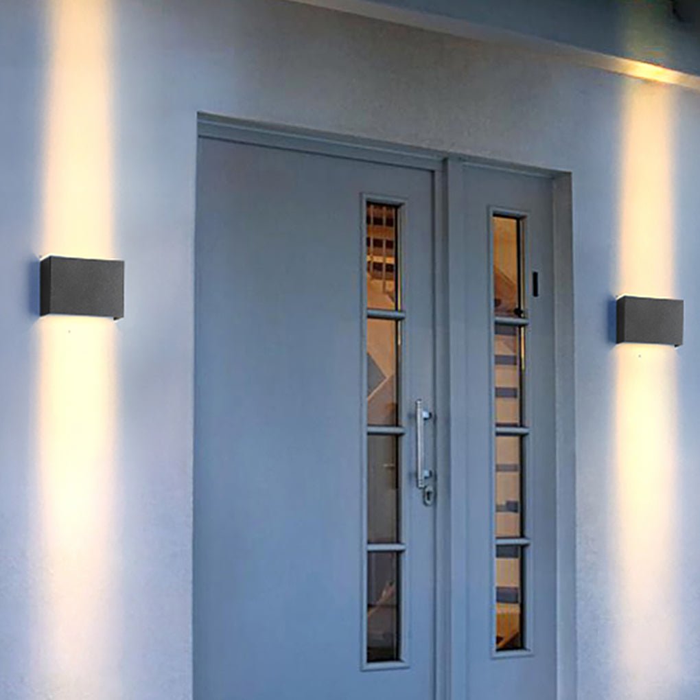 Ferri Gorgeous Modern Aluminum Outdoor Wall Light
