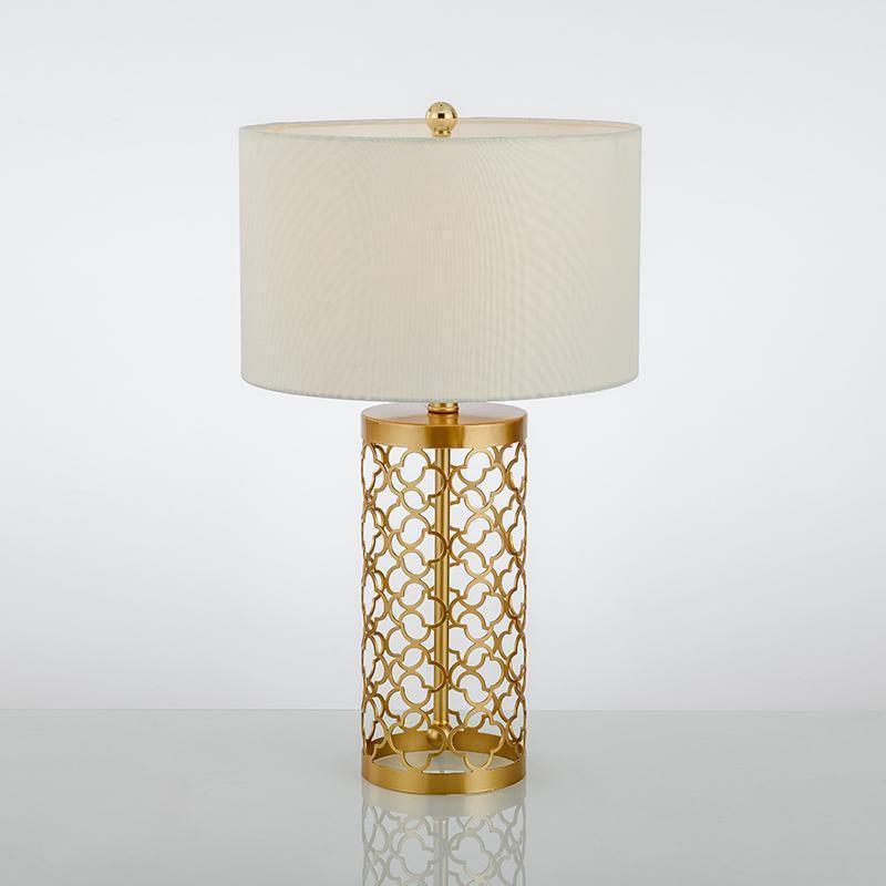 Selisise Modern Table Lamp