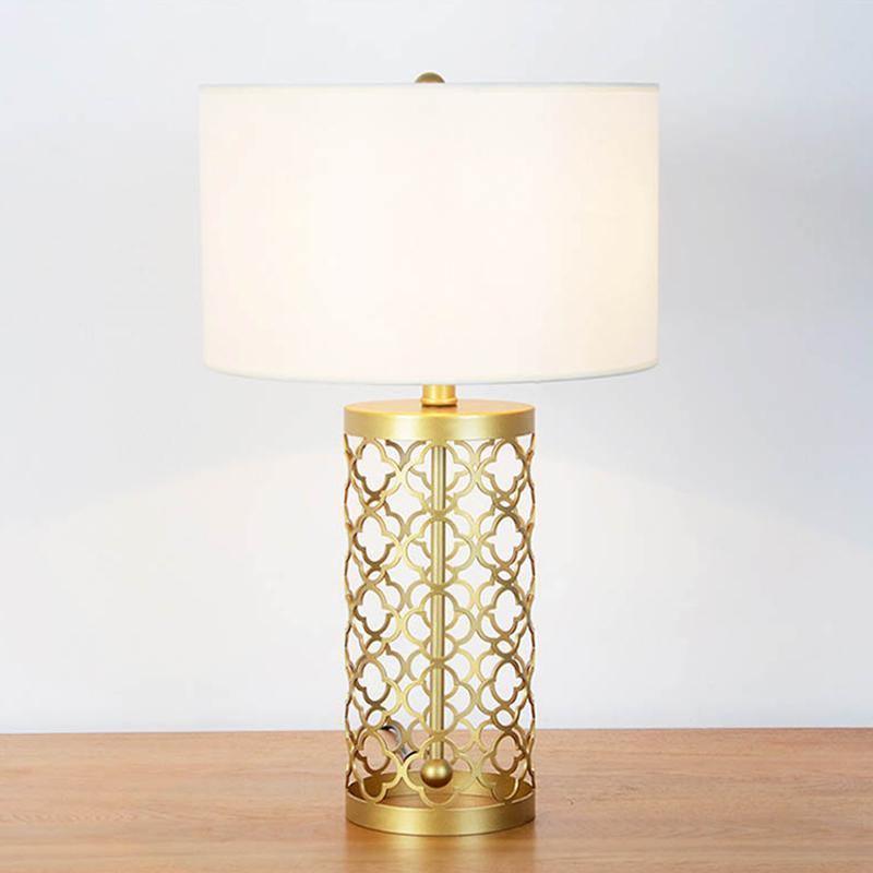 Selisise Modern Table Lamp