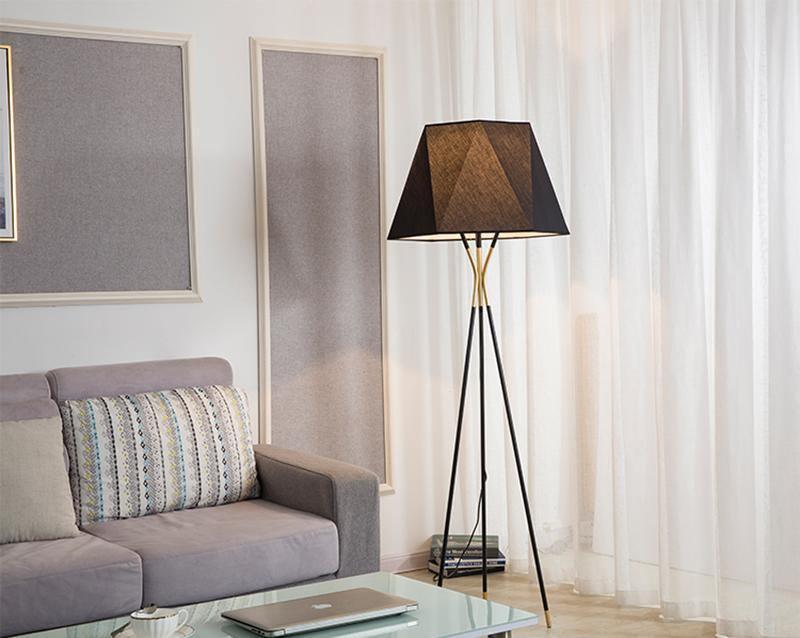 Fivela Modern Floor Lamp