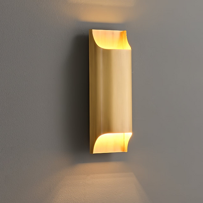 Hardy Nordic Art Brass Wall Lamp