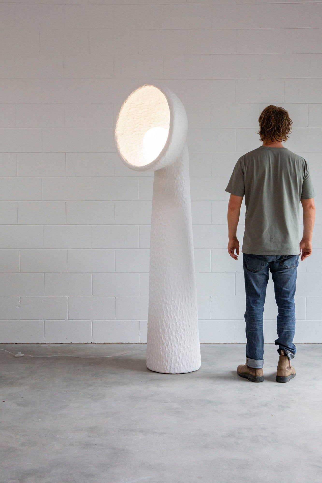 Ernionis Textured Ceramic Floor Lamp