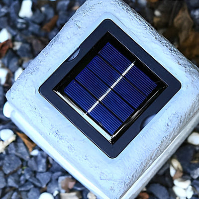 Thunder Sleek Square Solar Resin  Garden Lamp