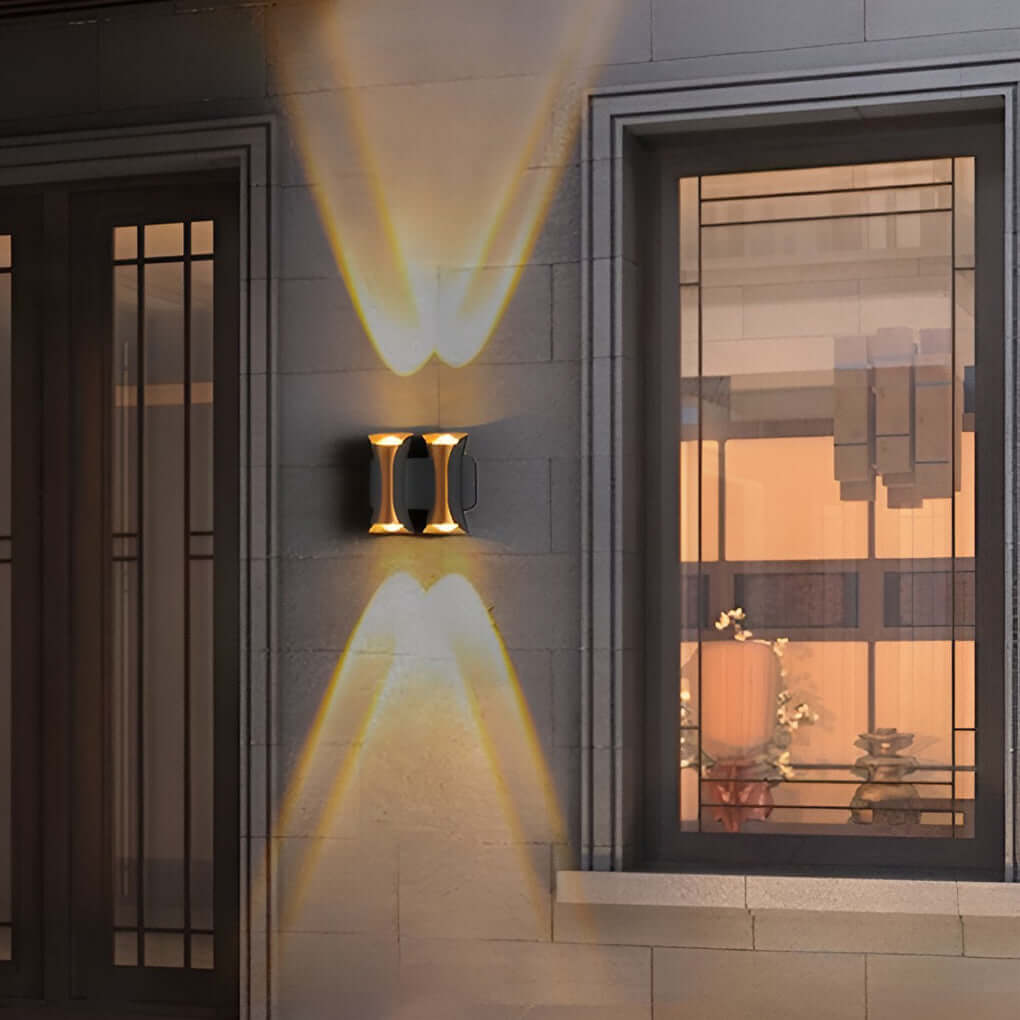 Phineas LED Modern Aluminum Outdoor Wall Sconce Light
