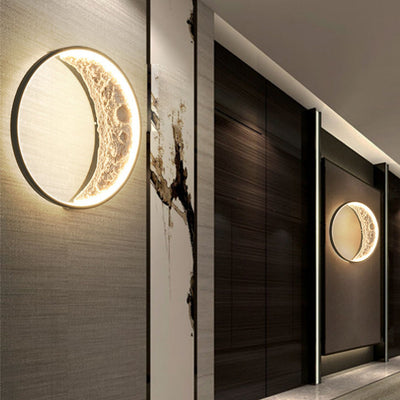 Sigmn Moon Crescent LED Aluminum Resin Outdoor Wall Light