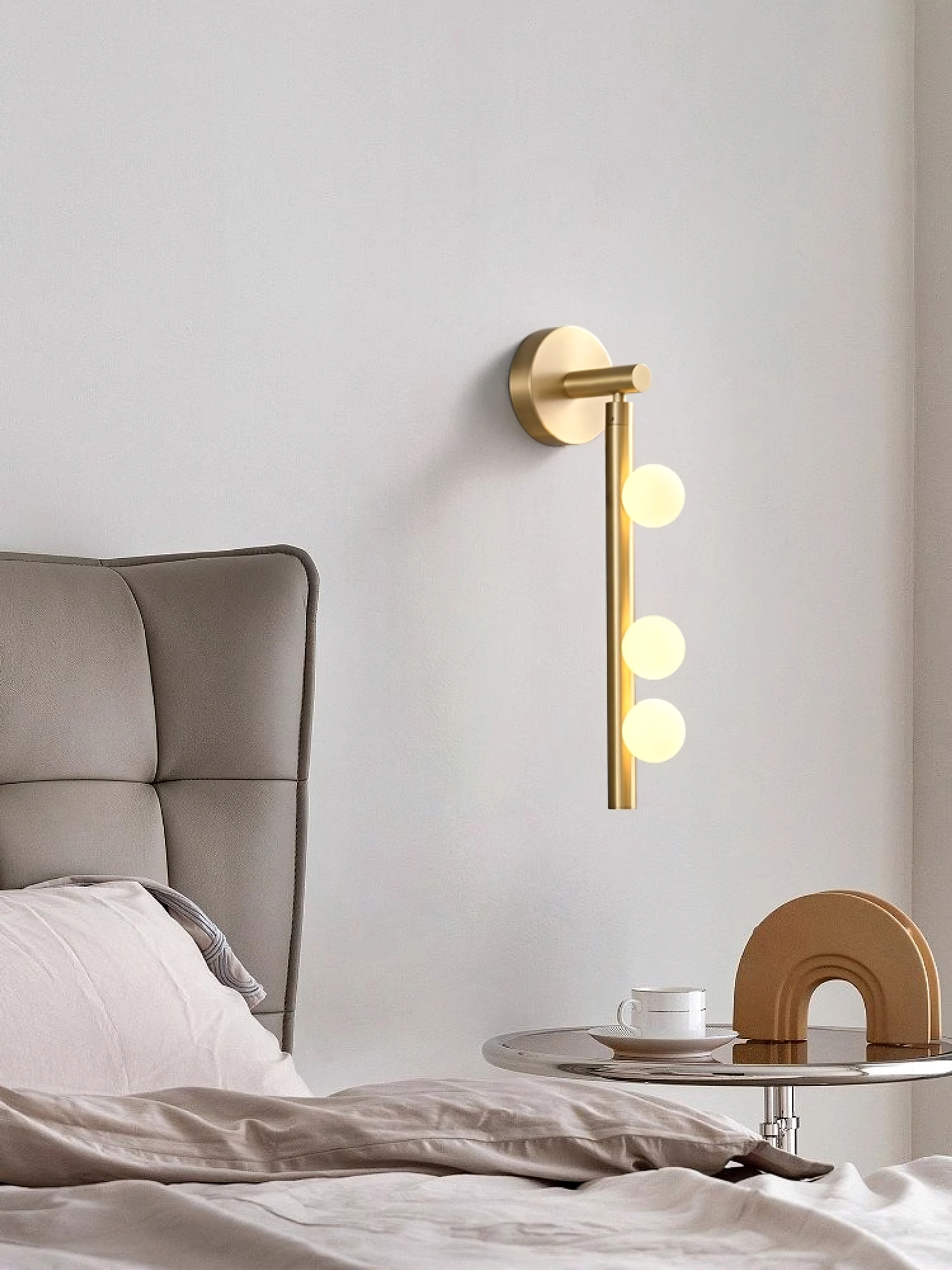 Pamela Tube Plug-in Brass Glass Wall Lamp