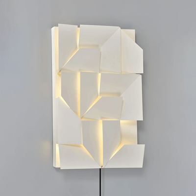 Arthaen Shadows Grand Sconce Wall lamp