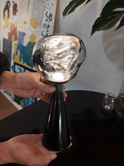 Dimza Modern Table Lamp