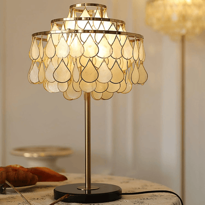 Jacob Luxury  Teardrops  Shell Table Lamp