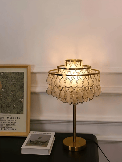 Jacob Luxury  Teardrops  Shell Table Lamp