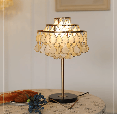 Jacob Luxury  Teardrops  Shell Table Lamp