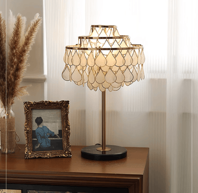 Jacob Luxury  Teardrops  Shell Table Lamp