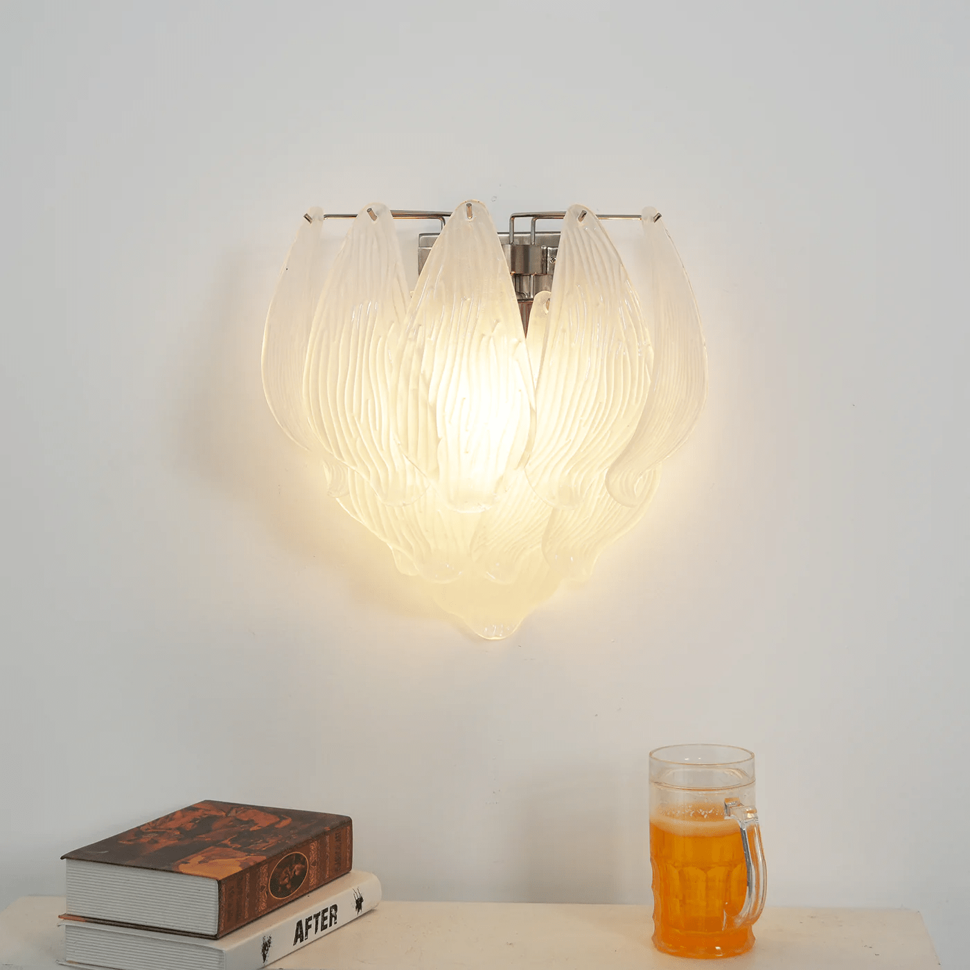 Lioriniella Wall Lamp Murano Glass Petal Frosted Cascading