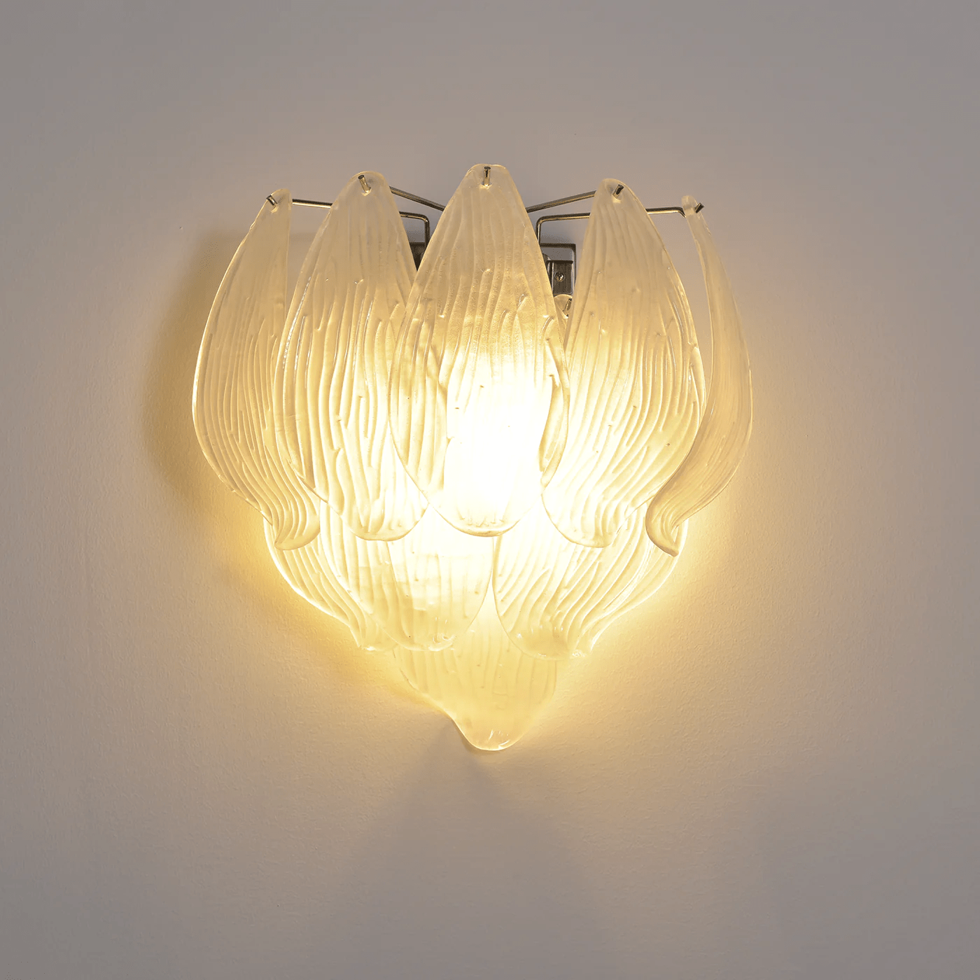 Lioriniella Wall Lamp Murano Glass Petal Frosted Cascading