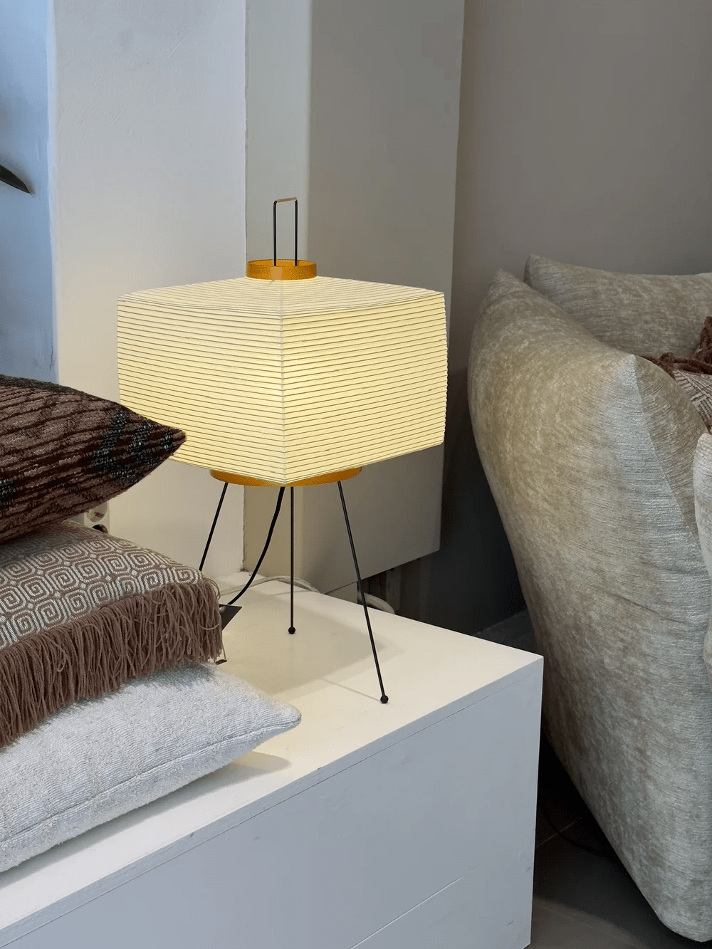 Elston Paper 3A/9A Table Lamp