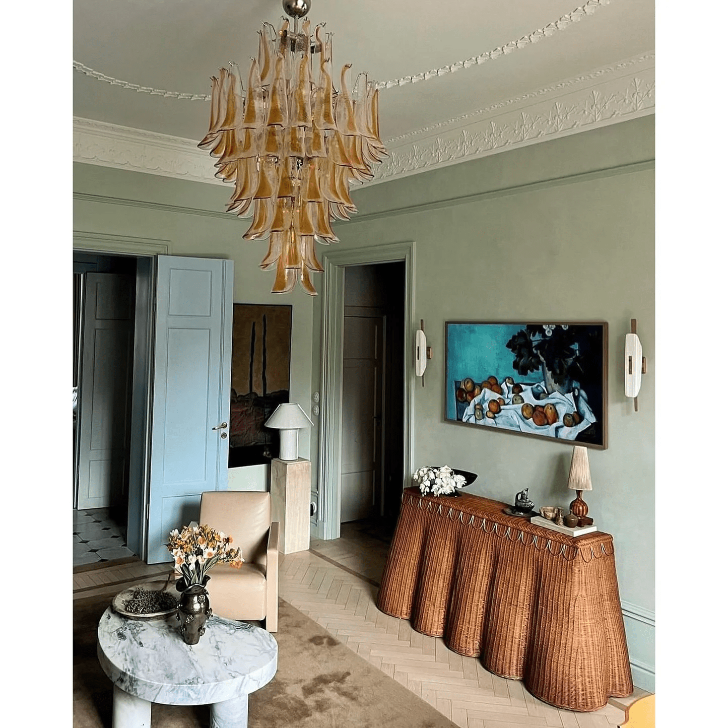 Tessa Glass Petals Pendant Lamp