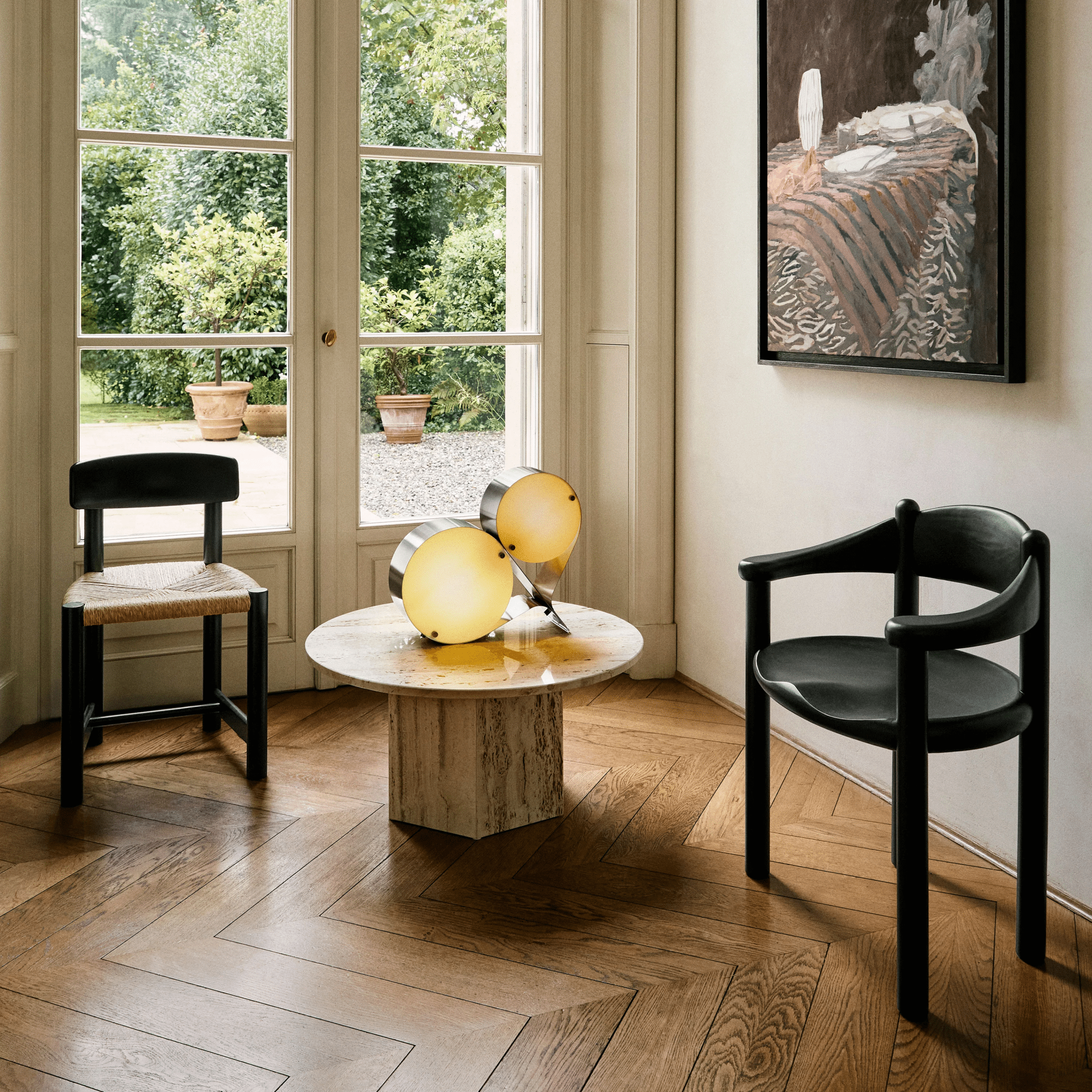 Duet Floating Disc Table Lamp