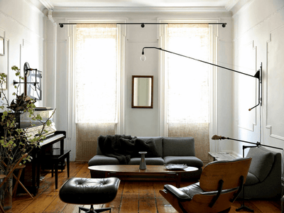 Black Extended Arm Wall Lamp