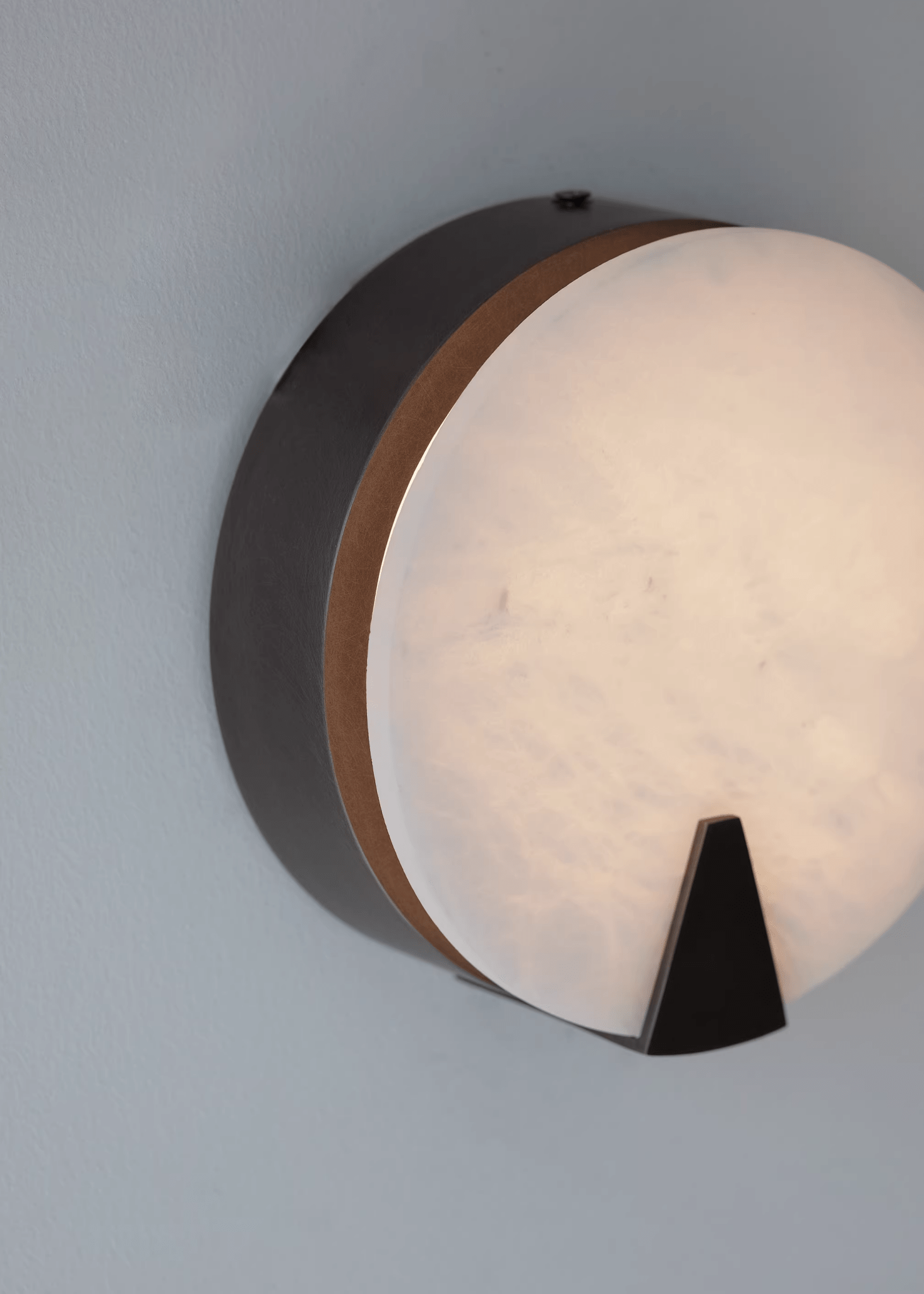 Albirira Halo Alabaster Wall Light