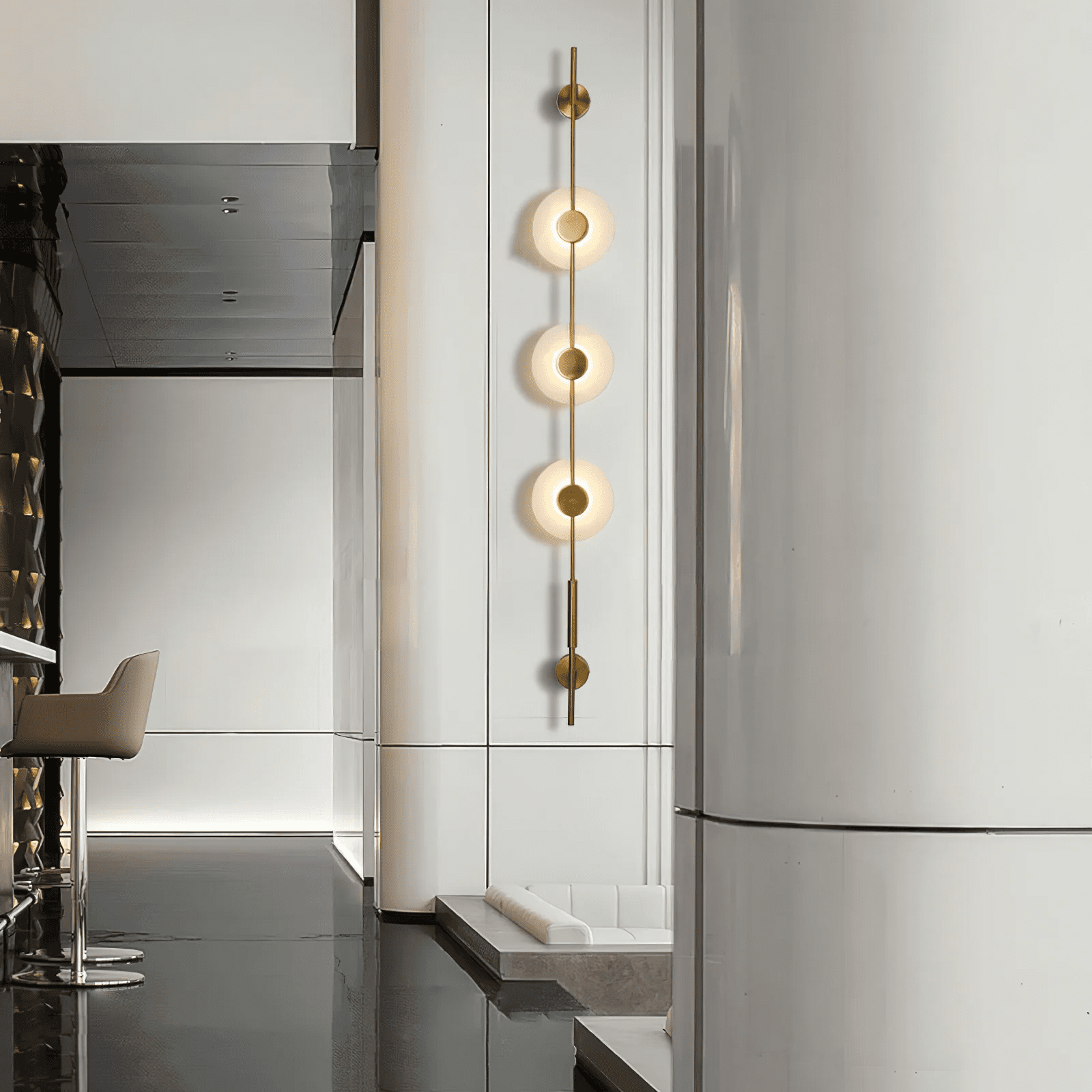 Neron Alabaster Vertical Wall Sconce
