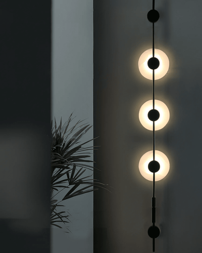 Neron Alabaster Vertical Wall Sconce
