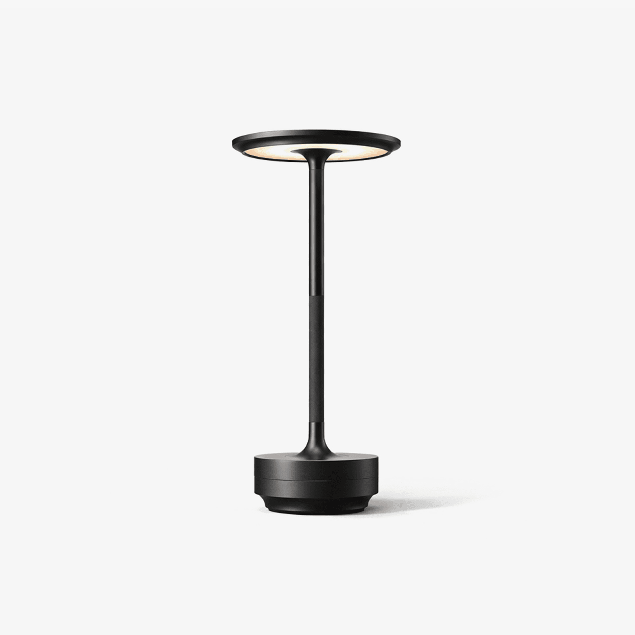 Solvane Rechargeable Table Lamp