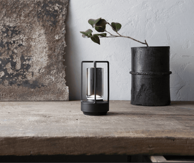 Solvane Rechargeable Table Lamp