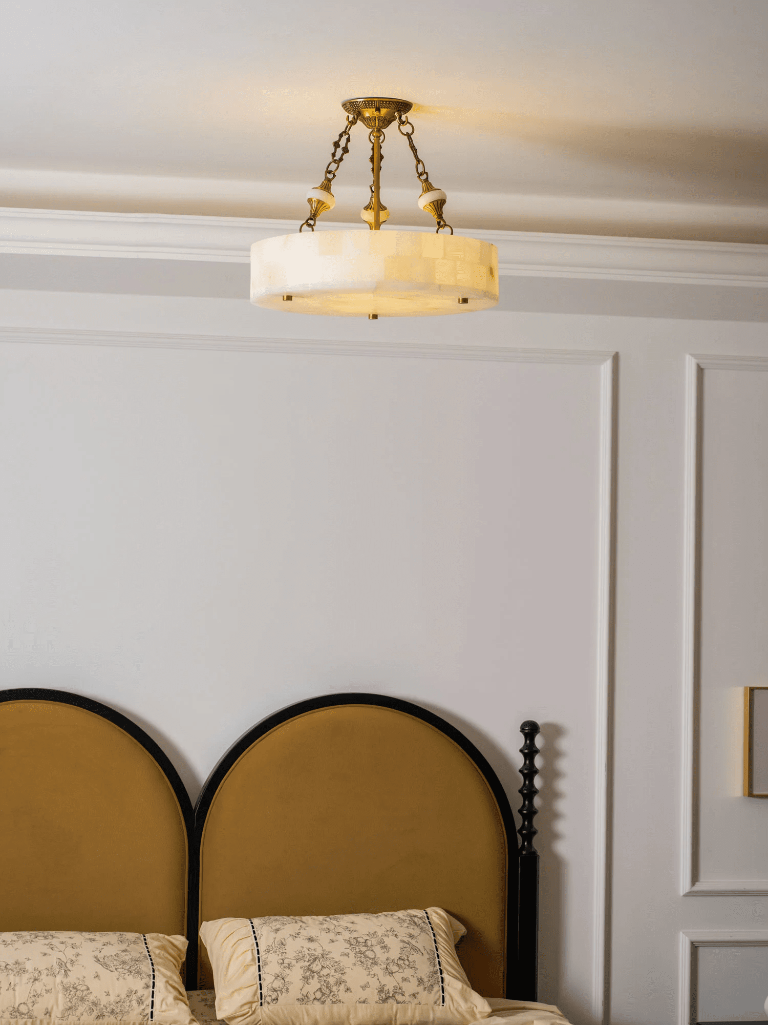 Lumisora Alabaster Ceiling Lamp