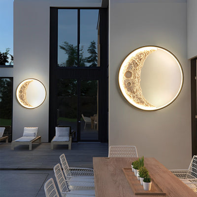 Sigmn Moon Crescent LED Aluminum Resin Outdoor Wall Light