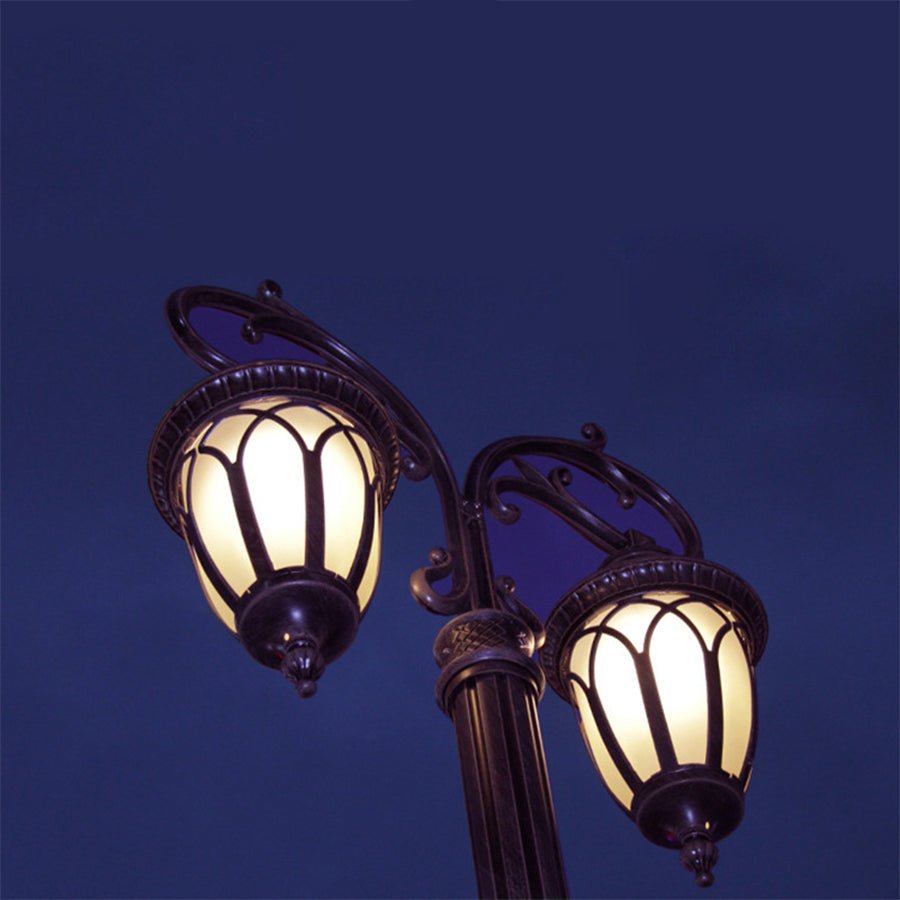 Grant LED European Style Aluminum Outdoor Street Lights