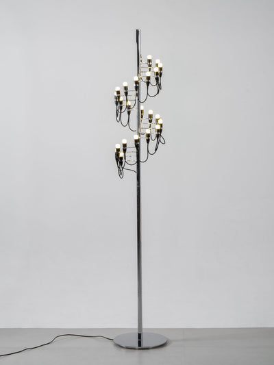 Olliryra Sculptural Steel Floor Lamp