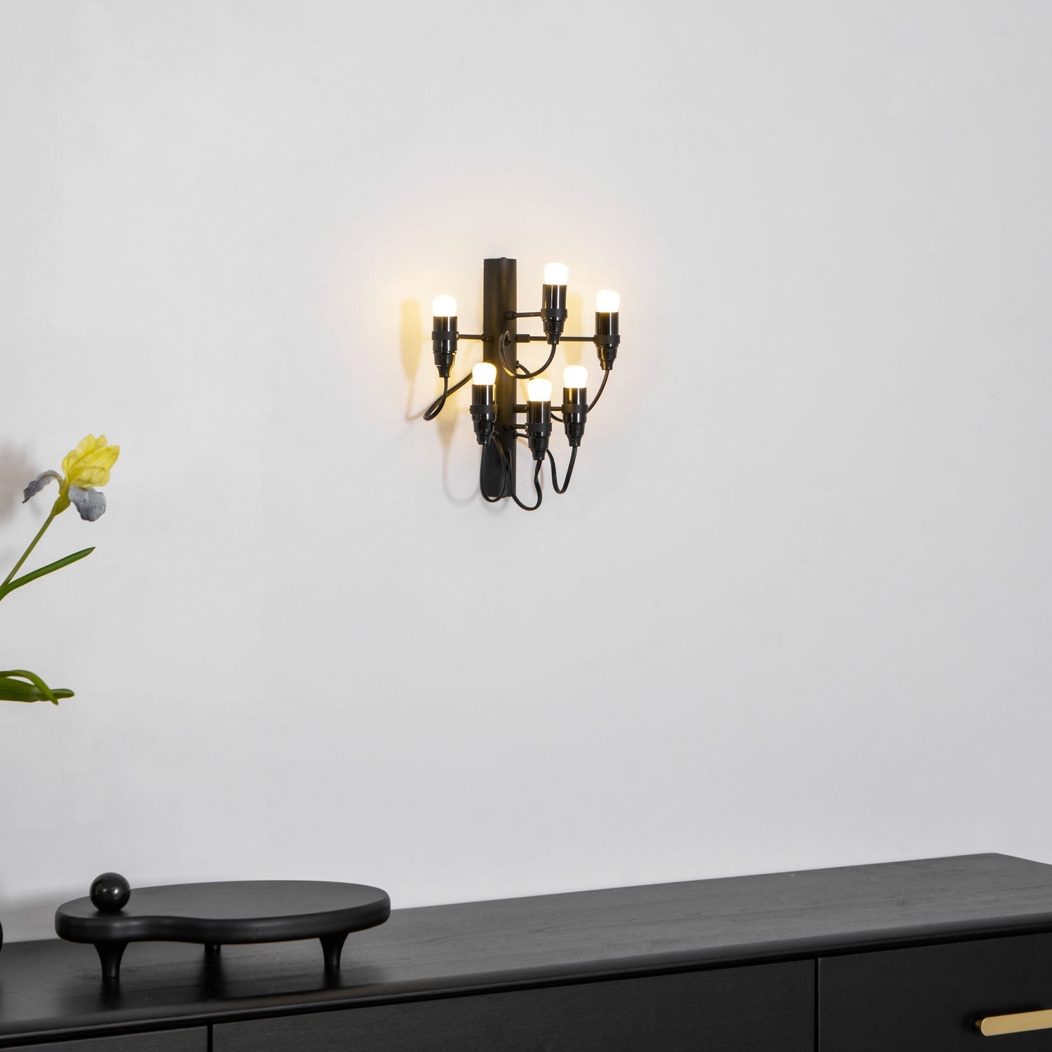 Myraeara Classic Unique Wall Lamp