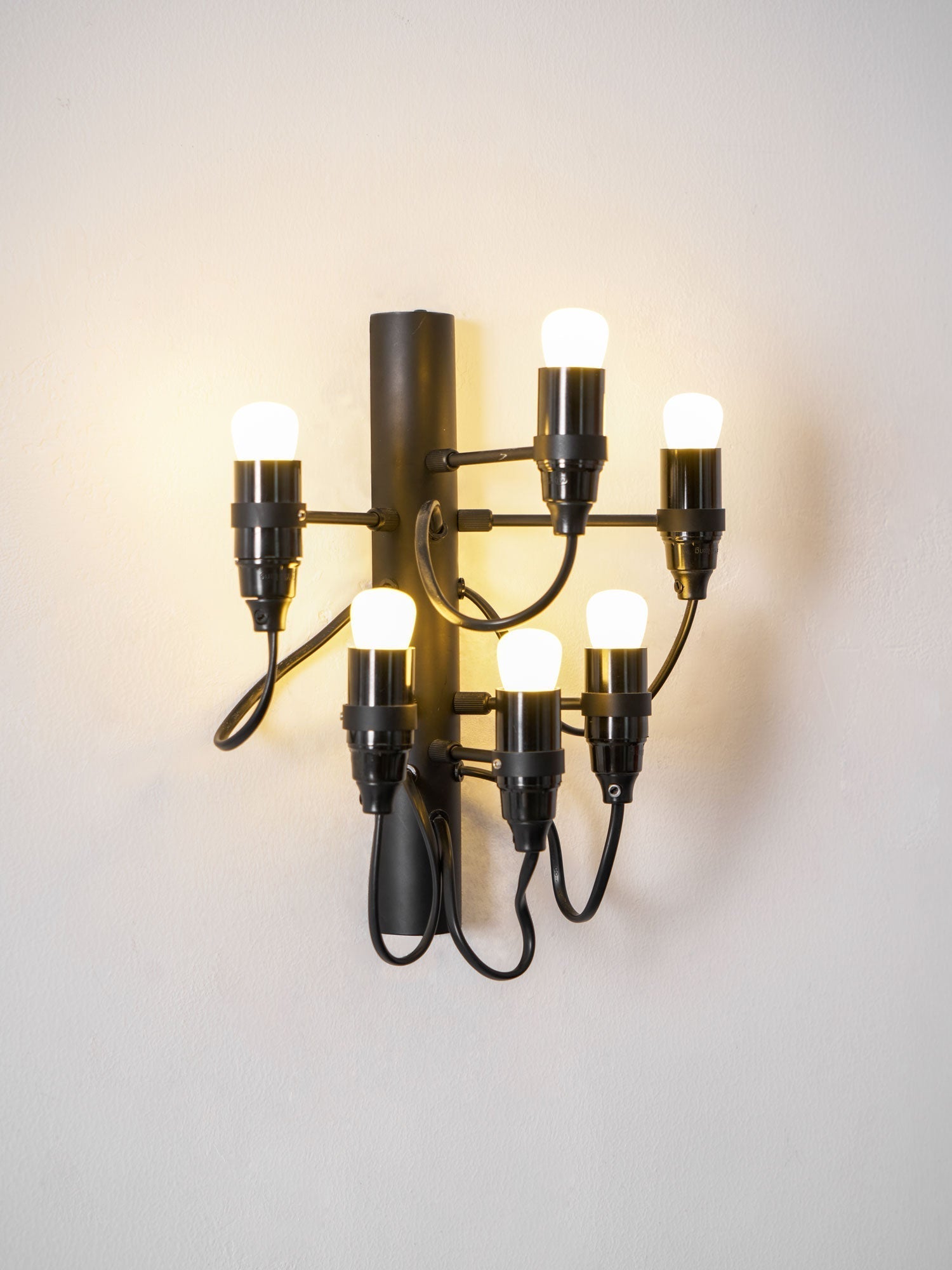 Myraeara Classic Unique Wall Lamp