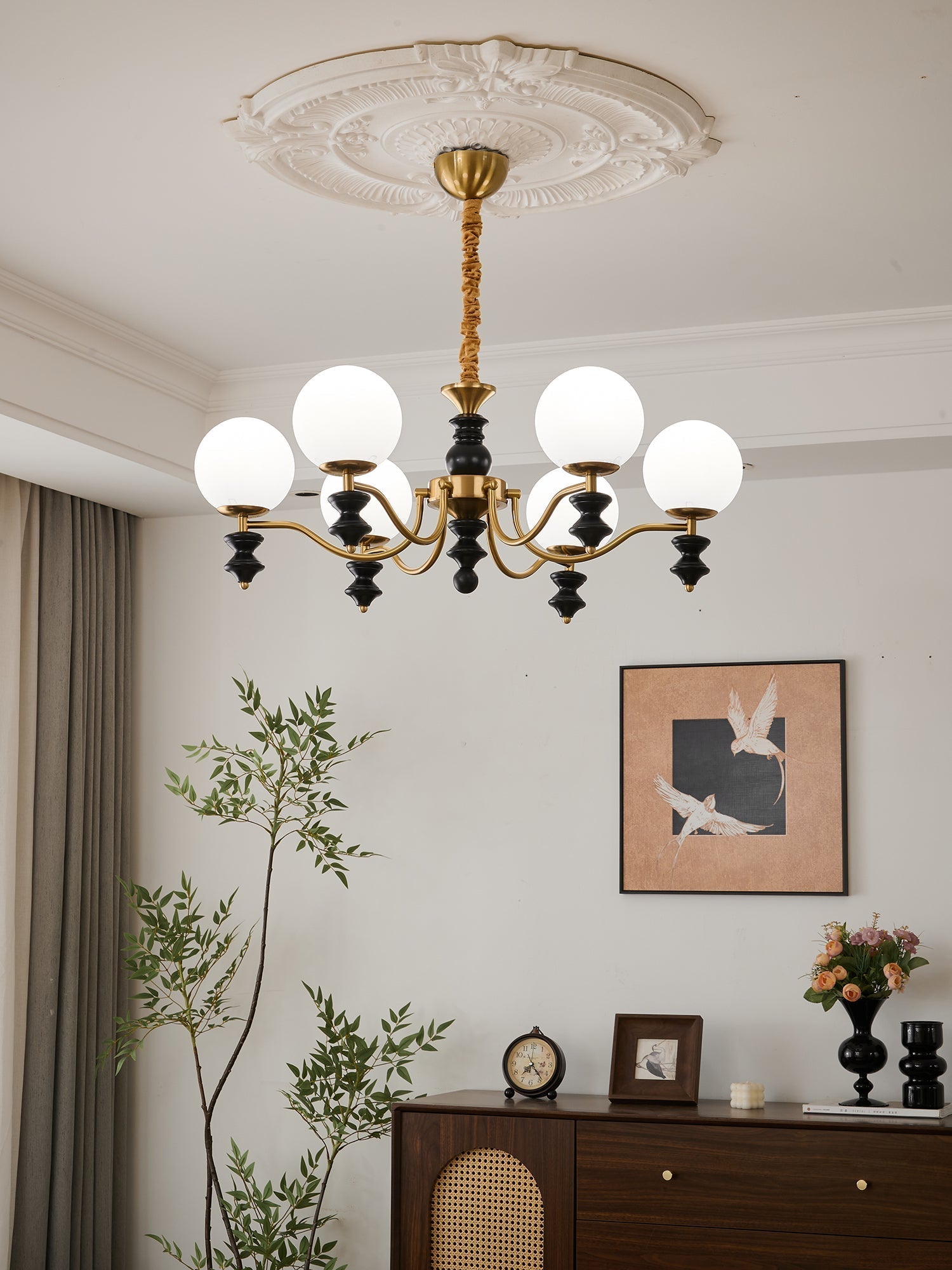Ordore Traditional Elegance Vintage Wood Chandelier