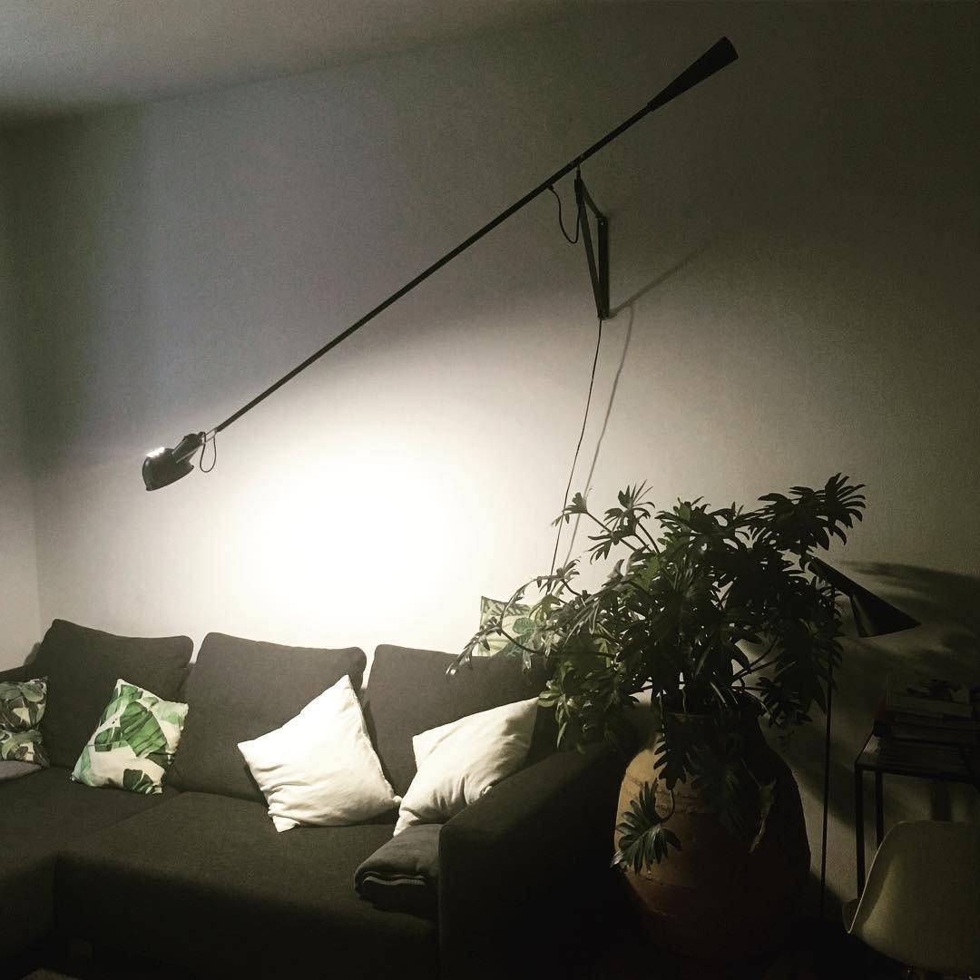 Cid Modern Minimalist Long Arm Wall Lamp