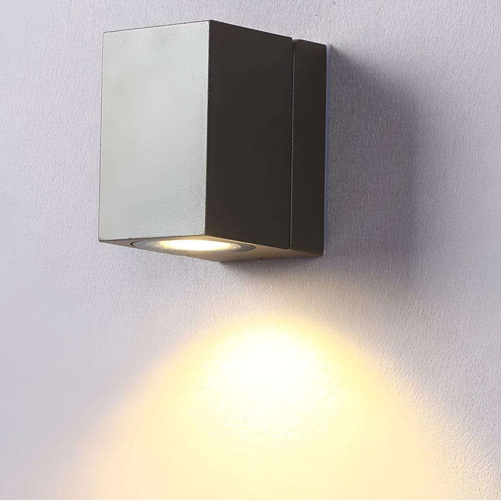 Constnt Square Sensor LED Aluminum Outdoor Wall Spot Lights
