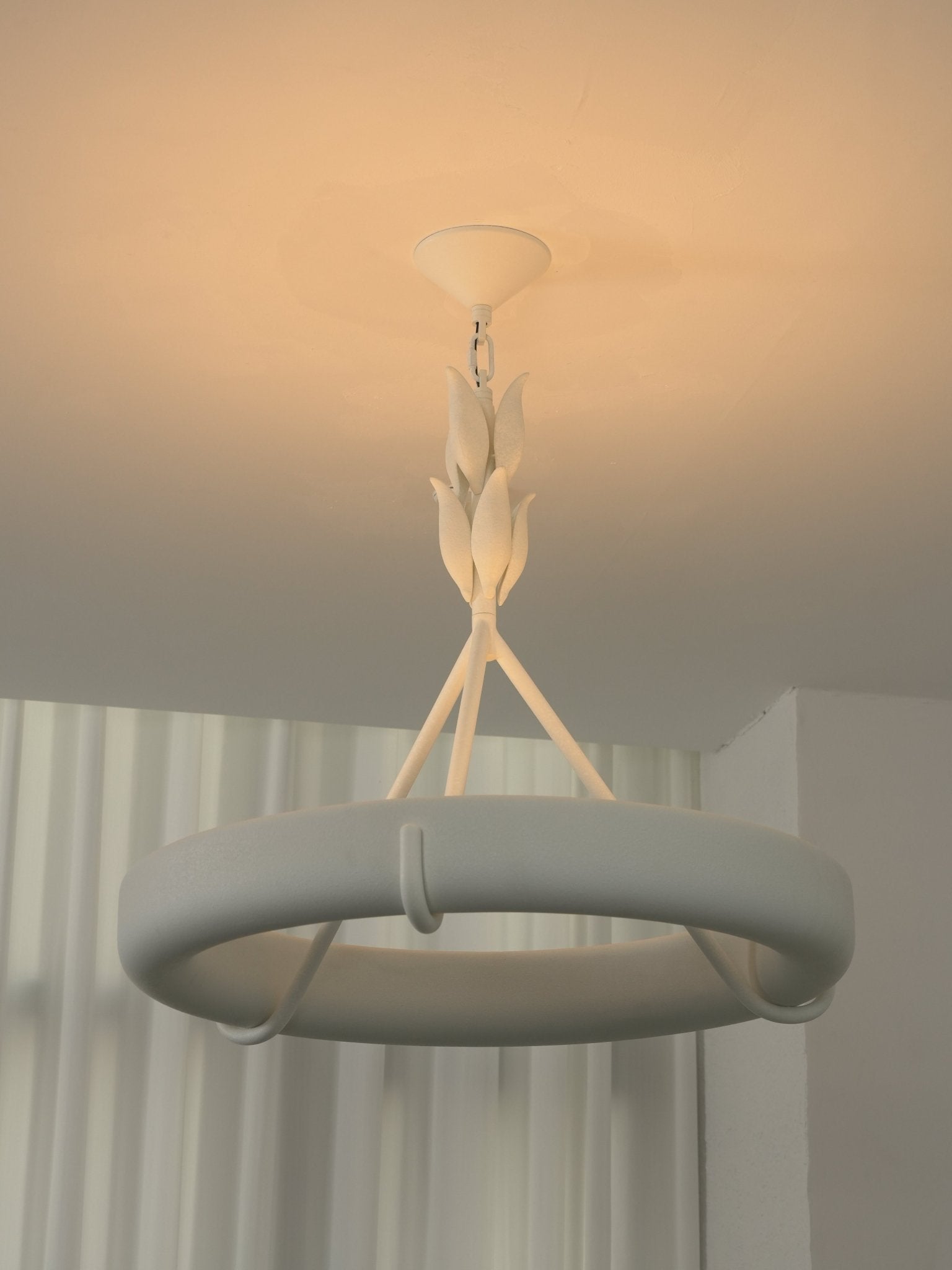 Sorarena Plaster Chandelier