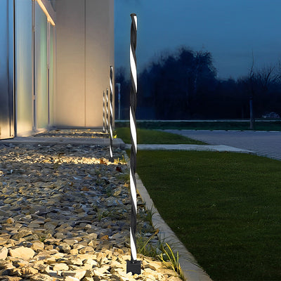 Dennis Linear LED Minimalist Aluminum Outdoor Path Light